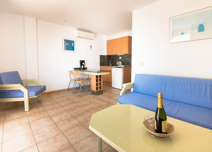 Karina Playa del Ingles (Gran Canaria)