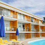 Karina Hotel