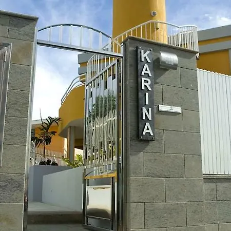 Karina פלאייה דל אינגלז